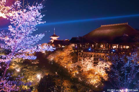 The Heights of Japanese Scenery: Springtime's Miraculous “Triple