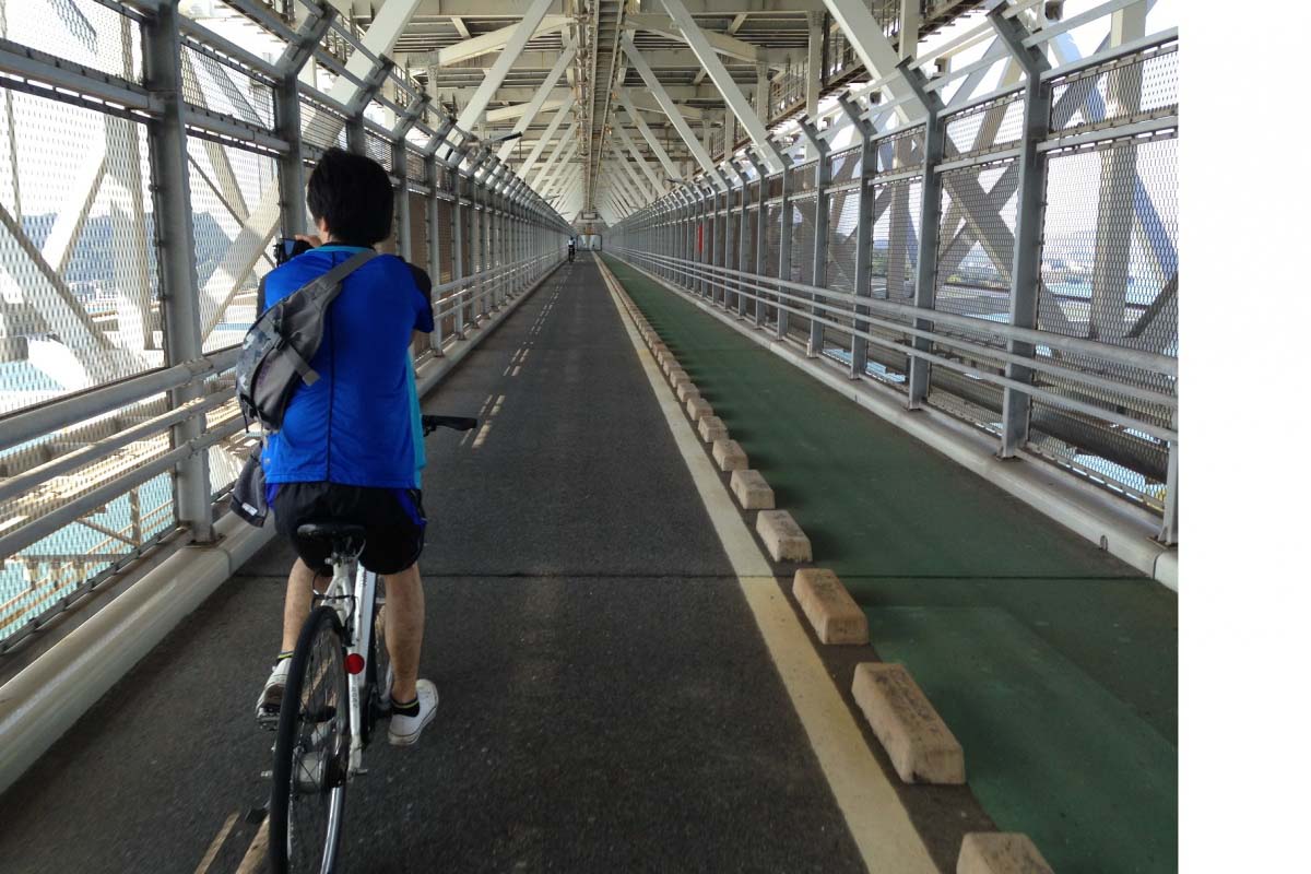 旅とサイクリスト TORAYA EQUIPMENT】自転車移動=旅 を体現したコラボレートバッグ